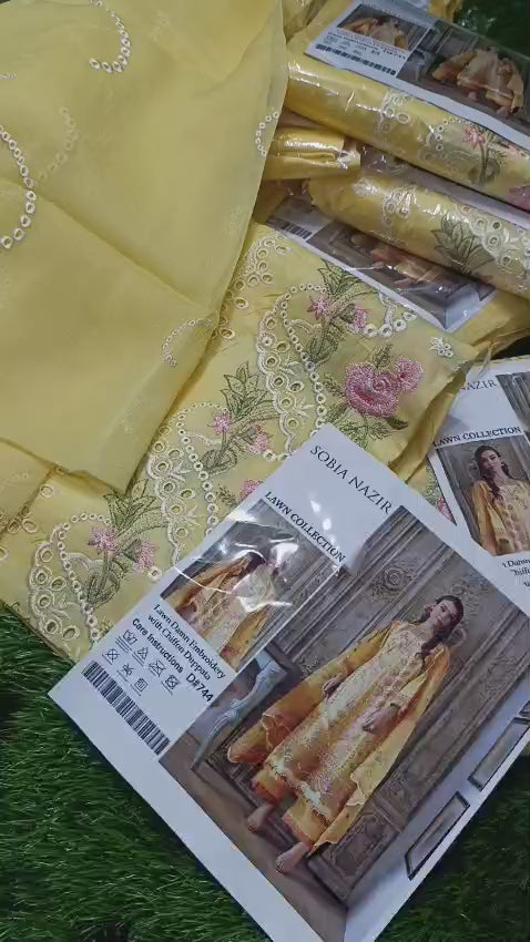 Brand: sobia nazir 3pc