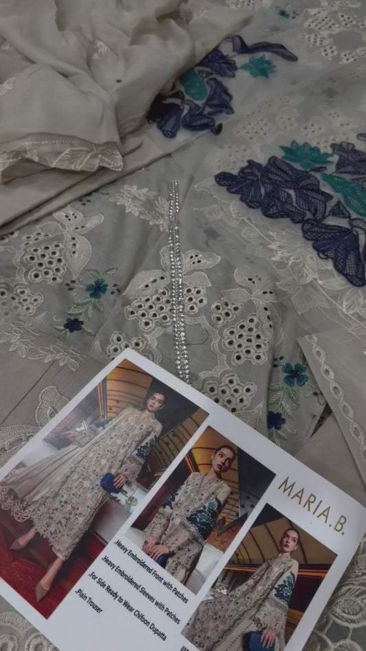 Brand : maria b
