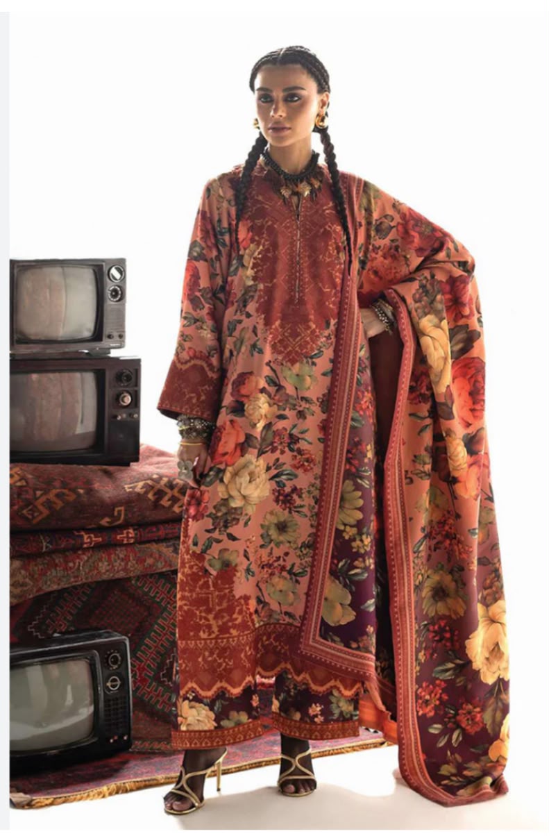 Brand: Zainab chottani  3pc